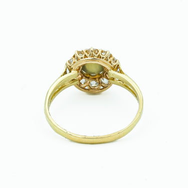 Victorian Cats Eye and Old Mine Cut Diamond Cluster 18 Karat Yellow Gold Ring