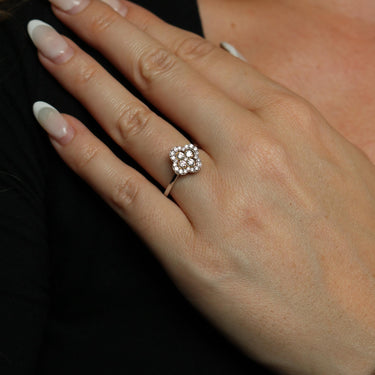 18K Diamond Clover Ring White Gold Size 7 ~0.5ctw Diamonds