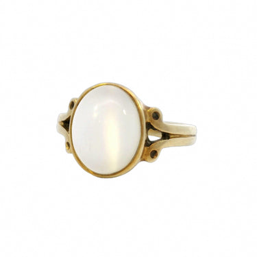 Art Nouveau Catseye Moonstone Bezel Set Ring in 14 Karat Yellow Gold