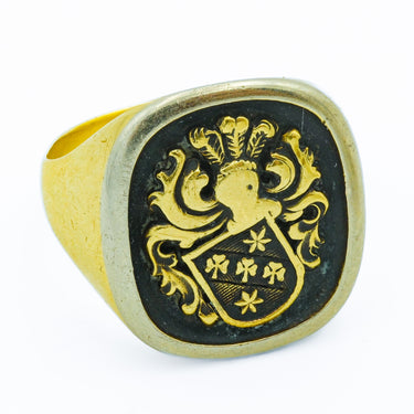 Vintage Mens Signet Ring 18 Karat Yellow and Silver Topped House Crest