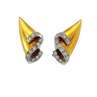 Retro Diamond Sailboat Flag Clip On Earrings Made in 18 Karat Yellow Gold