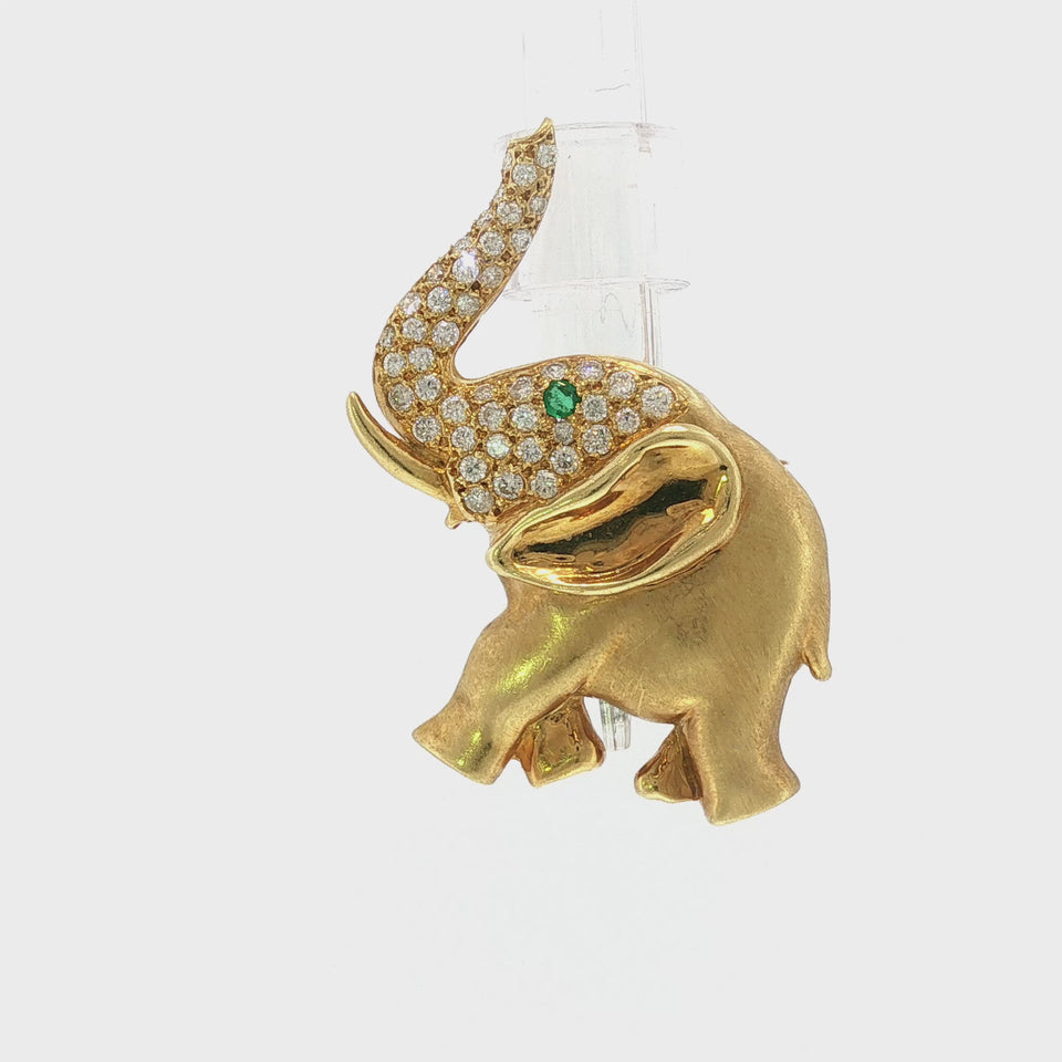 Vintage 18K Elephant Brooch Diamond Body Emerald Eye Yellow Gold