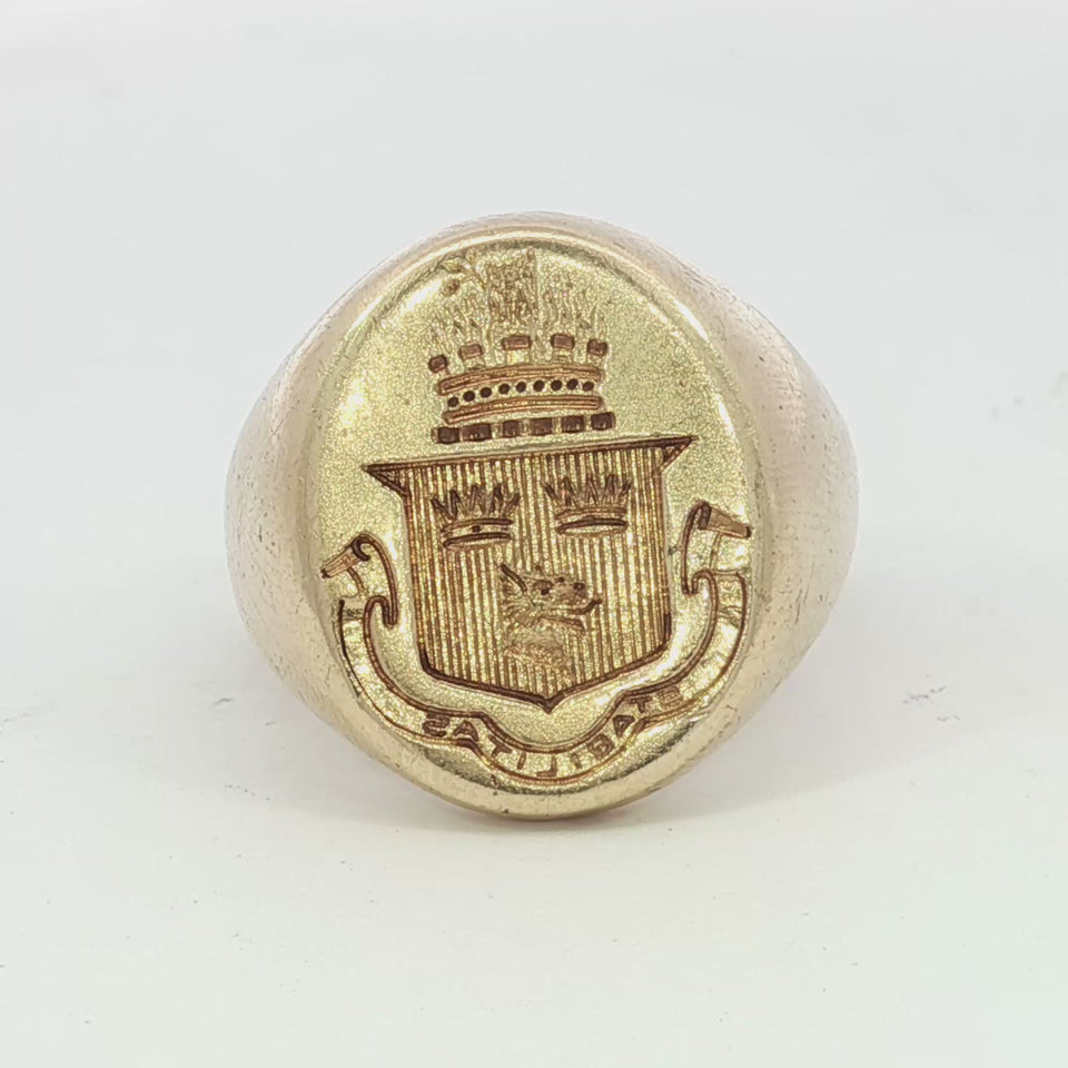 Tiffany & Co. Vintage Signet Ring 18K Yellow Gold Size 7 Heavy