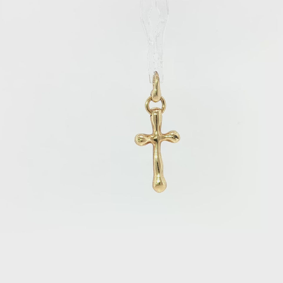 18K Gold Cross Charm Pendant Yellow gold