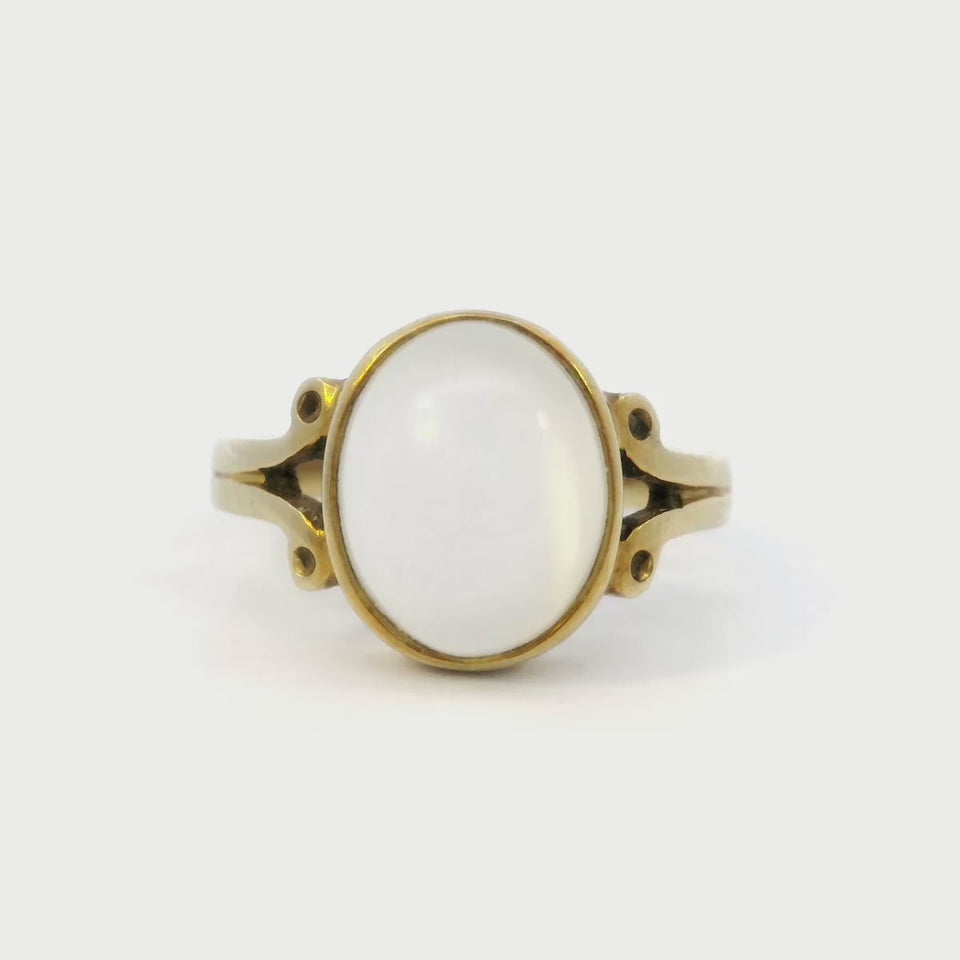 Art Nouveau Catseye Moonstone Bezel Set Ring in 14 Karat Yellow Gold