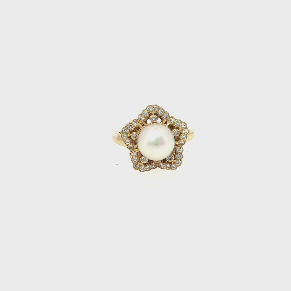 Mikimoto Pearl Diamond Ring 18K Yellow Gold Cultured Pearls Size 7