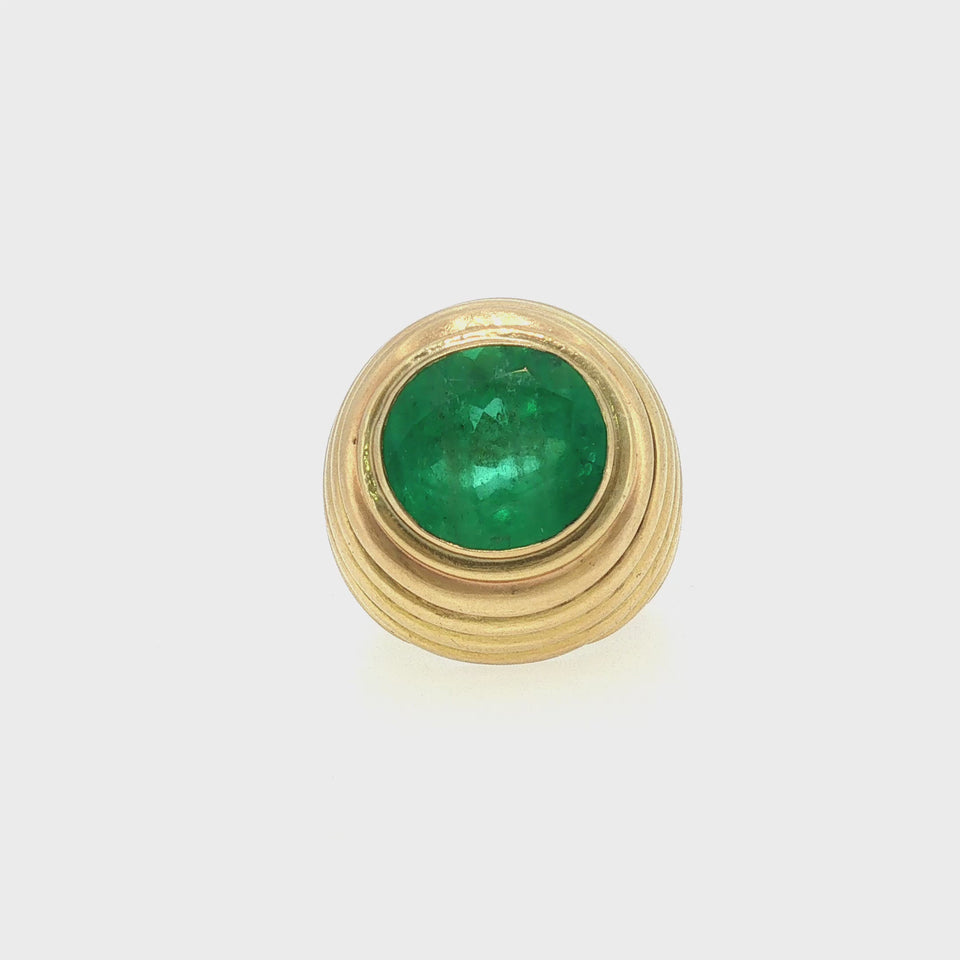 Vintage 18k Emerald Dome Ring French Made ~8.5ct Emerald Size 7