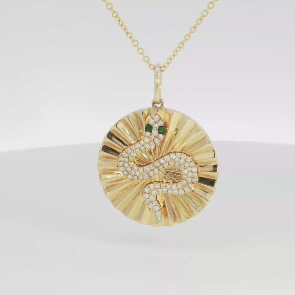 Effy 14K Diamond Snake Pendant Necklace Tsavorite Yellow Gold ~0.34ctw