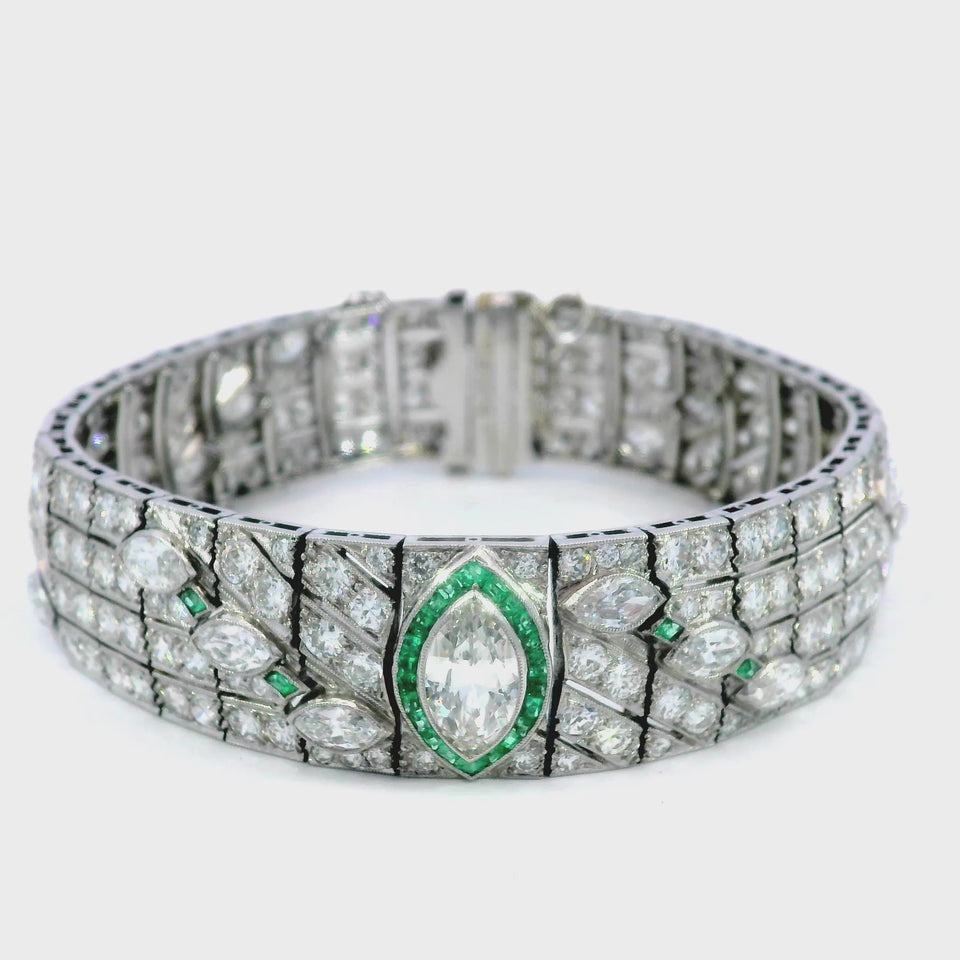 Art Deco Circa 1920 Diamond and Emerald Platinum Straight Line Bracelet