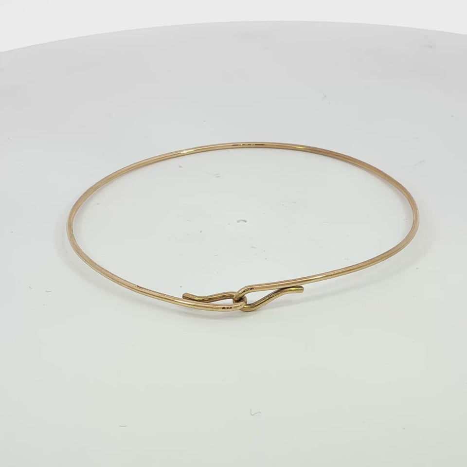 Tiffany & Co. 18K Wire Bracelet Yellow Gold Vintage 1990s